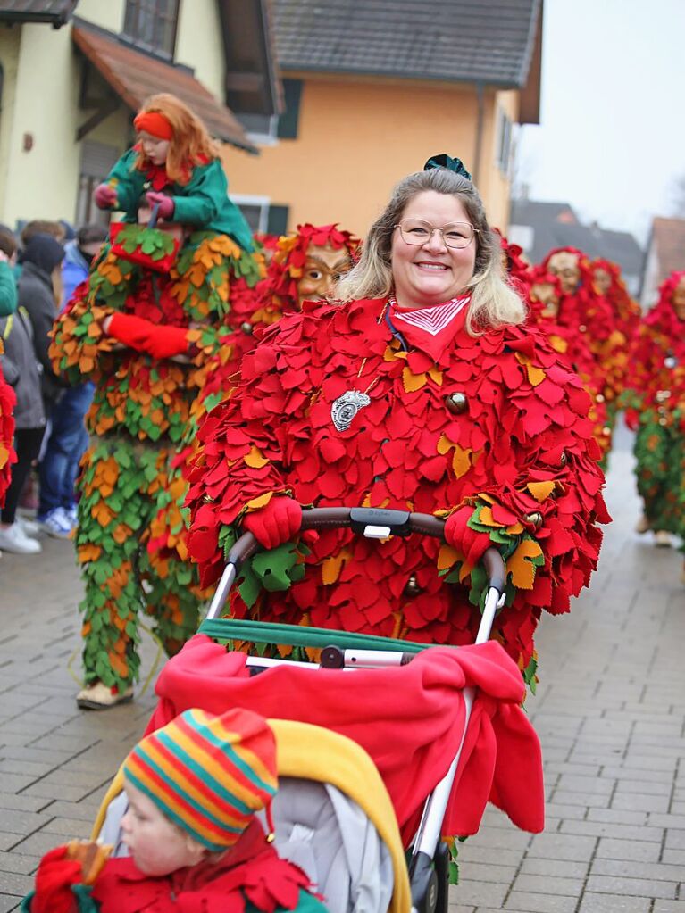 Stundenlang war Rust am Sonntagnachmittag in eine bunte Narrenhochburg verwandelt, in der fast 4000 Teilnehmer mit der Zunft den runden Geburtstag feierten.