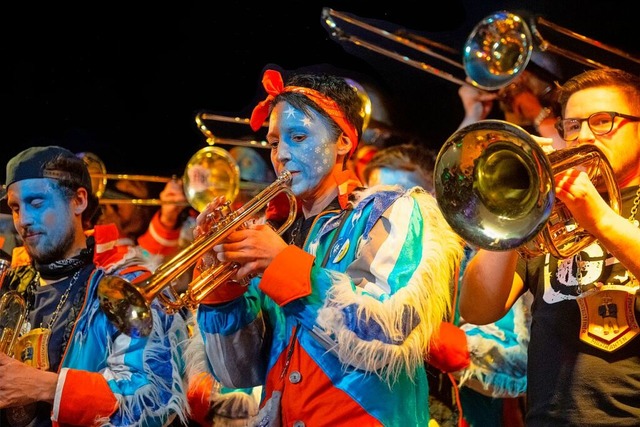 Die Gundelsteiner rissen nach dem Bhn...strophen Orchester Gndelwangen (KOG).  | Foto: Wolfgang Scheu