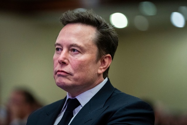 Elon Musk soll Berater f&uuml;r Ausgaben-K&uuml;rzungen werden. (Archivbild)  | Foto: Allison Robbert/AFP Pool via AP/dpa