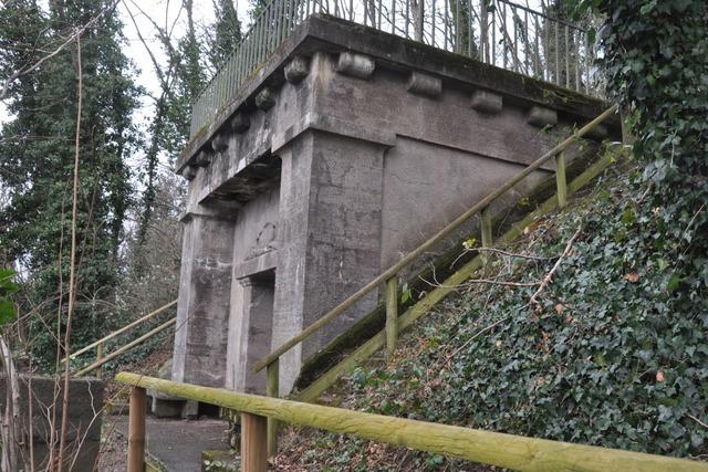 Lost Place: Die verborgene Geschichte des Wasserbehlters auf dem Mauracher Berg in Denzlingen