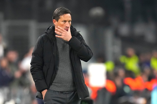 Auch Roger Schmidt wird als m&ouml;glicher neuer Dortmund-Coach gehandelt.  | Foto: Daniel Cole/AP