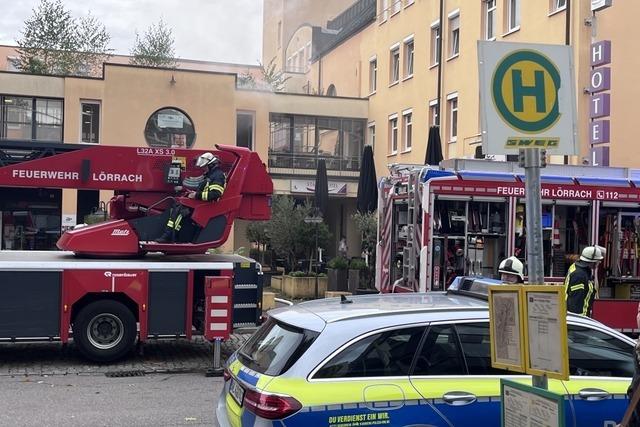 Zwei Verletzte bei Brand in Lrrach – Feuerwehreinsatz in der Innenstadt ist beendet