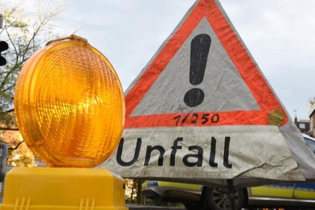 Unfall an der Auffahrt zur A5 bei Freiburg