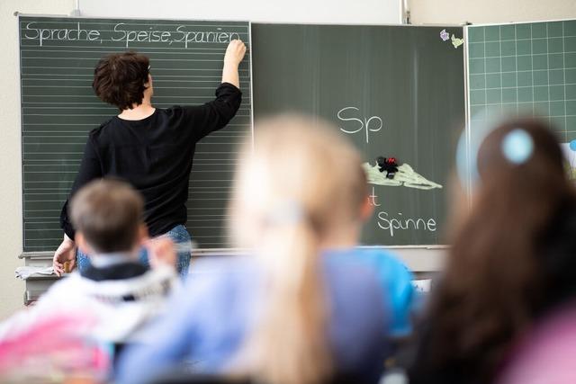 Ministerin Schopper bleibt bei Nein zur Arbeitszeiterfassung von Lehrern