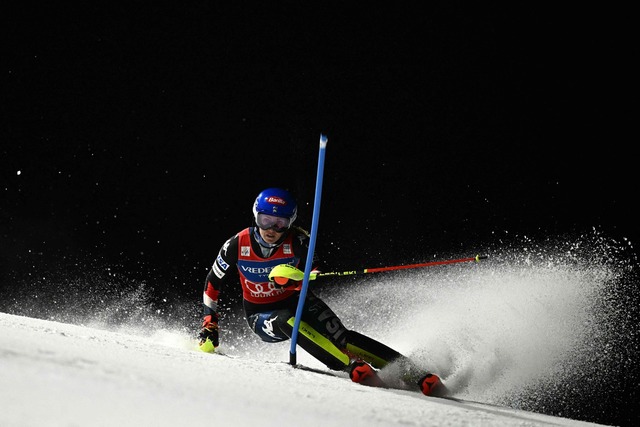 Mikaela Shiffrin gibt ihr Weltcup-Come...der n&auml;chsten Woche in Frankreich.  | Foto: Jeff Pachoud/AFP/dpa