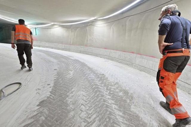 Ein Fahrstreifen der Freiburger Bismarckallee wird am Freitag kurzzeitig gesperrt