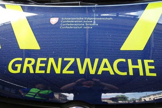 Betrunkener Lkw-Fahrer in Basel am Zoll gestoppt - er sa nicht das erste Mal mit Promille am Steuer