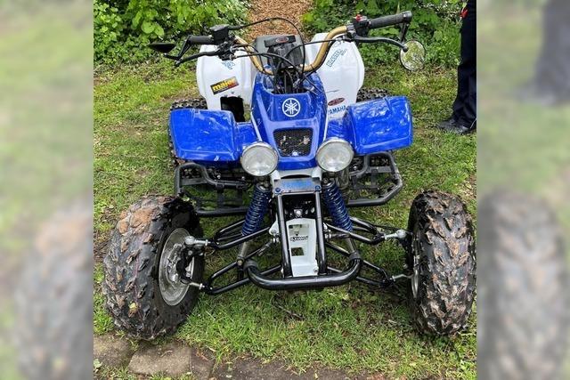 Quad  im Dietenbachsee in Freiburg : Polizei ermittelt Besitzer