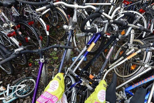 Wegen der Sanierung der Bahnhofsgarage muss der Radabstellplatz am ZOB in Freiburg gerumt werden