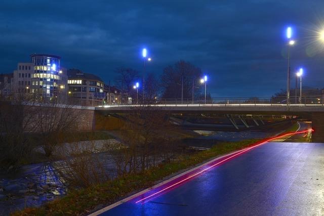 Die blauen Lichter an der Freiburger Kronenbrcke sind weg - sie waren Insektenkiller