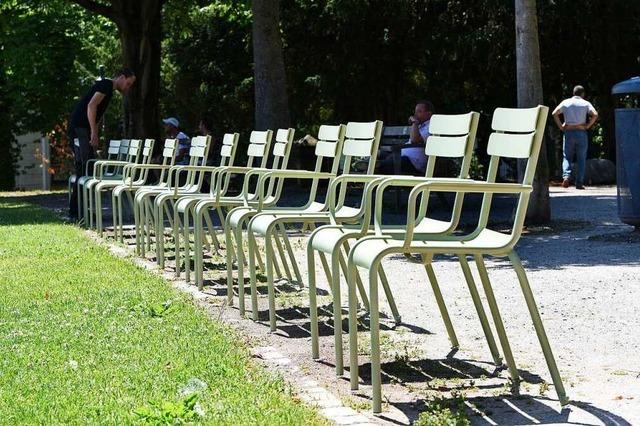 Die FWTM verteilt wieder lindgrne Sthle in Freiburg – auch auf neuen Pltzen