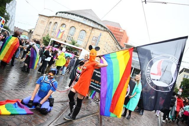 Zum CSD 2024 kamen mehr als 12.000 Menschen - auch Grnderinnen vom CSD 1989