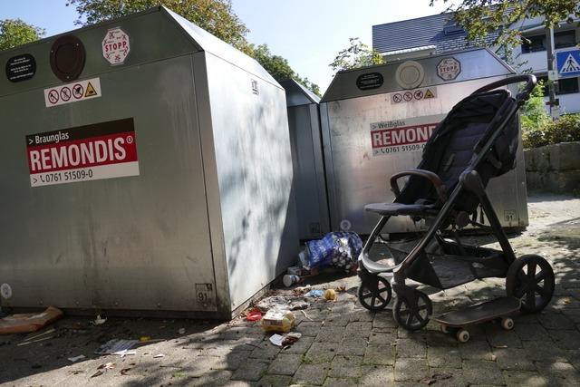 Mll auf einem Parkplatz in Bad Krozingen zieht Ratten an und stt Menschen ab