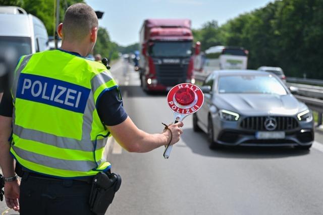 Kontrollen nach Frankreich bleiben bestehen