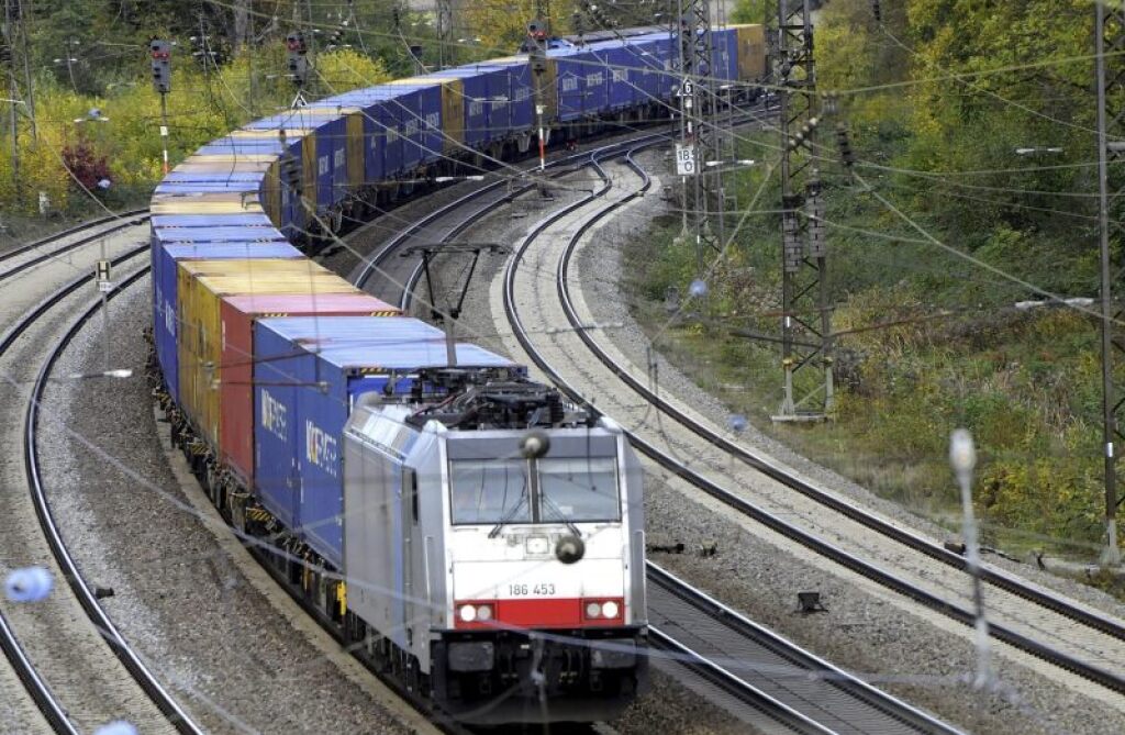  Rheintalbahn-Sperrung bringt jetzt auch noch den Güterverkehr Bildidee 