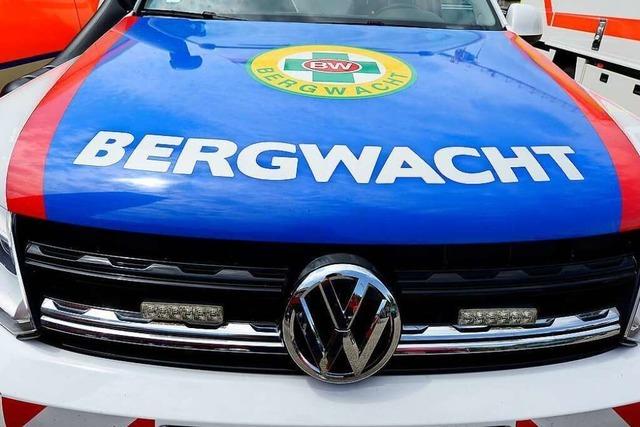 Mountainbikerin strzt auf Waldweg – Passant fhrt Bergwacht zu Opfer