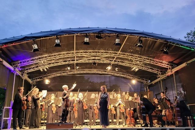 Alles Walzer? Alles Tanz! Das "Sommerklang"-Open Air des Freiburger Barockorchesters