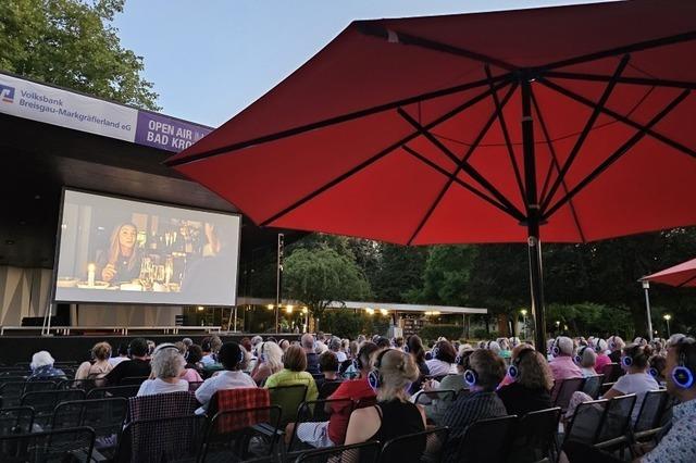 Im Bad Krozinger Kurpark gibt es Kino unterm Sternenhimmel - und mit Kopfhrer