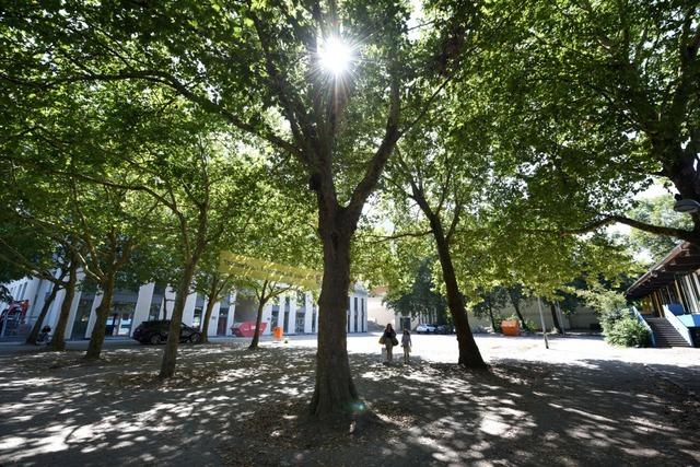 Der "Platz der Begegnung" in Freiburg-Landwasser wird aufgehbscht –  doch wann, ist noch unklar