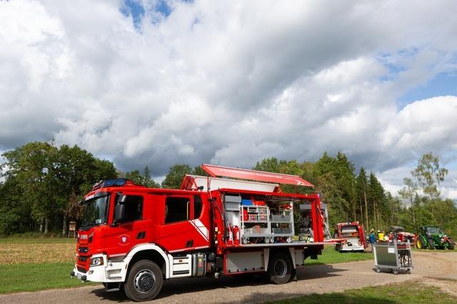 Bei Waldbrand rcken 140 Krfte aus