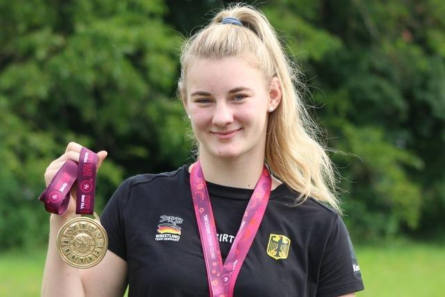 Die Emmendingerin Leonie Steigert ist U17-Europameisterin im Ringen