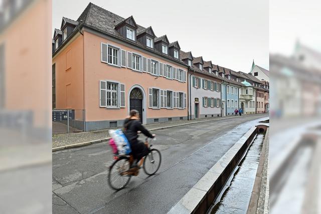 Flchtlinge ziehen in die ehemalige Zollitsch-Wohnung an der Freiburger Herrenstrae