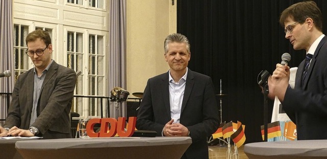 Felix Ockenfu stellte die Fragen fr ... Rothenberger (von links nach rechts).  | Foto: Ralf Burgmaier