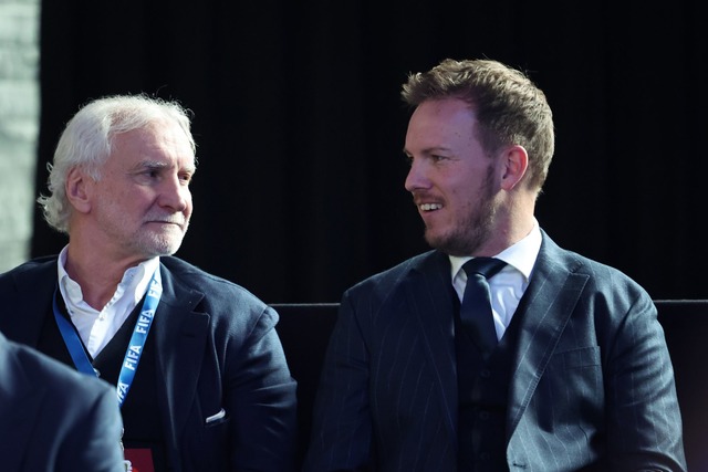 Gro&szlig;es Vertrauen: V&ouml;ller und Nagelsmann sch&auml;tzen sich sehr.  | Foto: Christian Charisius/dpa