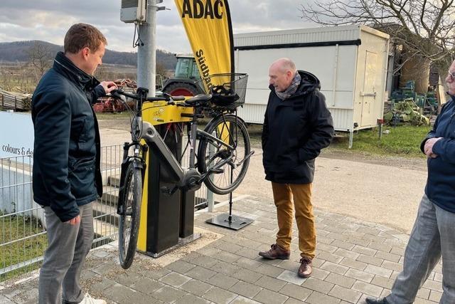 ADAC kann auch Fahrrad: Radservice-Sule in Knigschaffhausen erleichtert Reparaturen