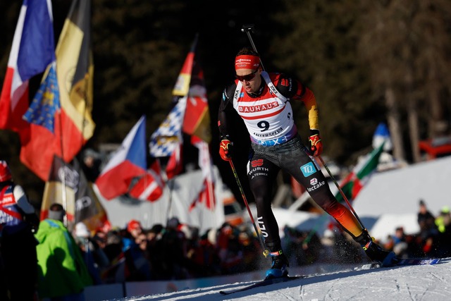 Musste gleich sechsmal in die Strafrunde: Simon Kaiser.  | Foto: Alessandro Trovati/AP/dpa