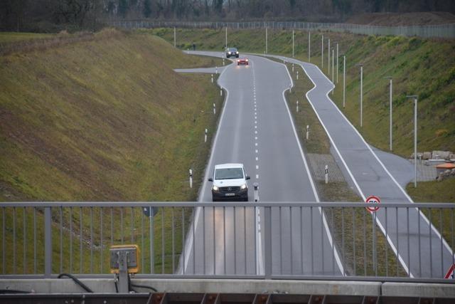 Weils Stadtverwaltung  ist gegen Straenbeleuchtungen im Auenbereich