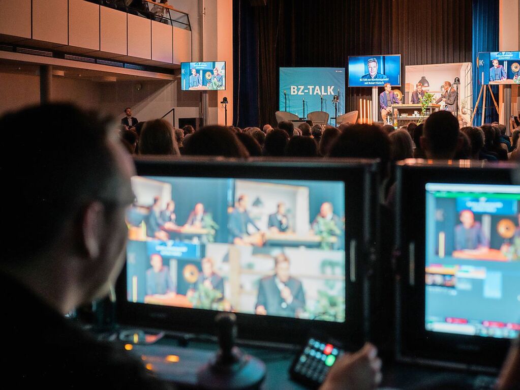 Robert Habeck stellte sich im Freiburger Paulussaal den Fragen von BZ-Chefredakteur Thomas Fricker und Dietmar Ostermann, dem Leiter des Nachrichtenressorts.