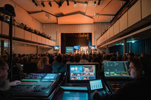 Habeck zieht in Freiburg: Der Paulussa...Livestream wurde tausendfach geklickt.  | Foto: Johannes Meger