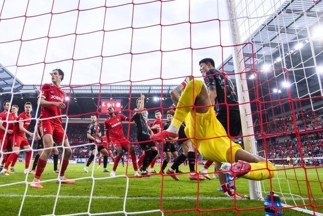 Der SC Freiburg kratzt gegen den FC Bayern Mnchen am Unentschieden