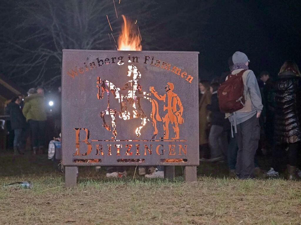 Unzhlige Menschen aus der ganzen Region verfolgten das Feuerwerk-Spektakel beim Event 