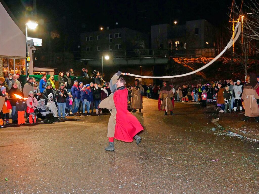 Die Blumberger Eichberggeister lieen die Peitsche knallen.