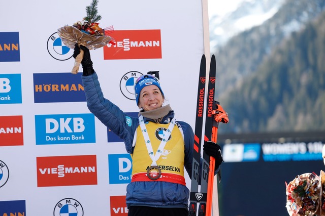 Zufrieden mit ihren Auftritten in Antholz: Franziska Preu&szlig;  | Foto: Alessandro Trovati/AP/dpa