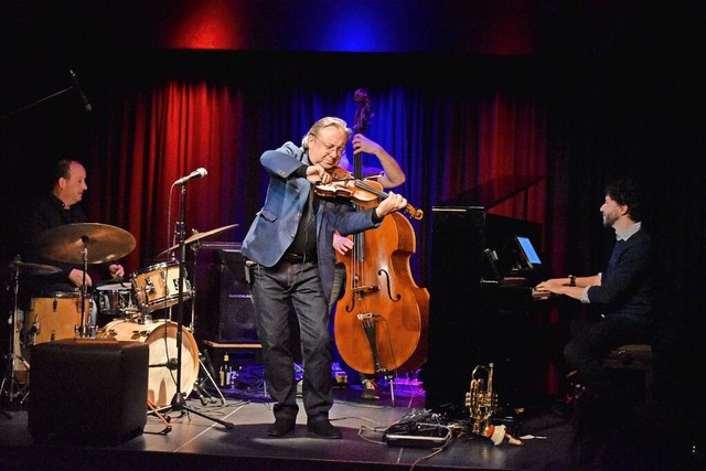 Ulli Niedermller, Adam Taubitz, Winni...lie Nashorn ein begeisterndes Konzert.  | Foto: Thomas Loisl Mink