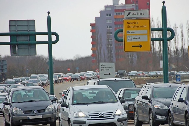 Mehr als 36.000 Menschen sind 2022 arb...ernativen, findet die Stadtverwaltung.  | Foto: Helmut Seller