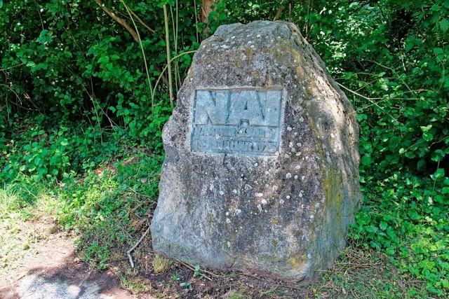 Der wohl bekannteste Gedenkstein fr d...yhl steht bei der Nato-Rampe am Rhein.  | Foto: Ruth Seitz