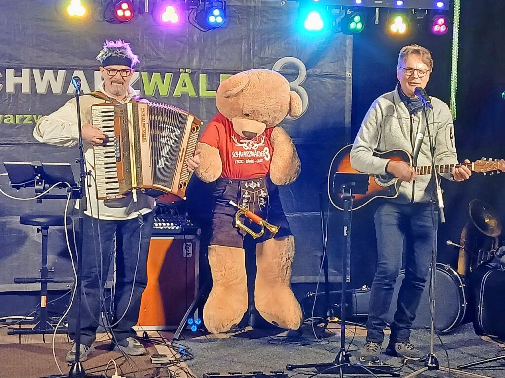 Den Gsten beim Huskyfieber-Markt gefiel die Musik der "Schwarzwlder Drei"