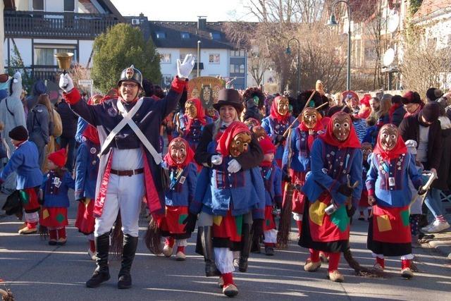 Weniger Verletzte, kaum rger – Gundelfingen setzt bei der Fasnet weiter auf ein Verbot von hartem Alkohol