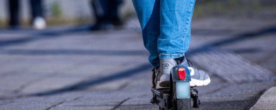 Polizei ermittelt nach E-Scooter-Unfall in Freiburg-Sthlinger