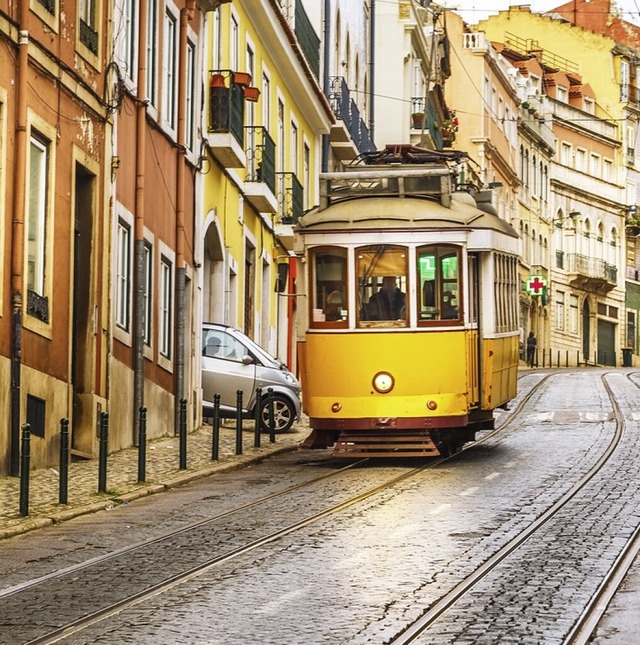 Ein Blick in Lissabons Altstadt.  | Foto: Marcin Krzyzak