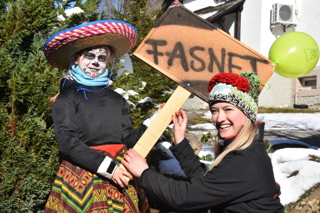 Im Februar wird unter anderem Kinderfasnacht gefeiert.  | Foto: Thomas Biniossek