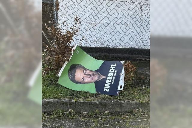 rger in Wasenweiler ber zerstrte Wahlplakate