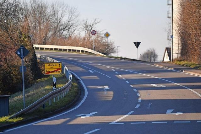 Friesenheimer Brcke ber die Rheintalbahn wird erst ab 30 Tonnen gesperrt