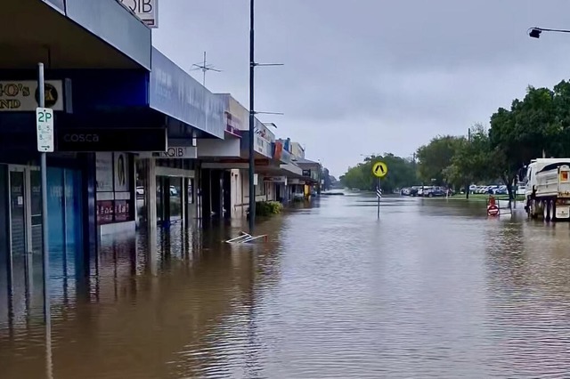 Queensland unter Wasser  | Foto: Ergon Energy Network (dpa)