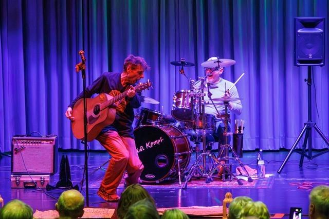 Der Freiburger Rock-Musiker Walter Golczyk lebt auch mit seinen 82 Jahren noch Rockn Roll