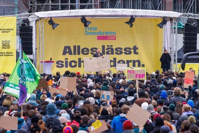 FDP-Chef Lindner legt sich in Freiburg mit dem 